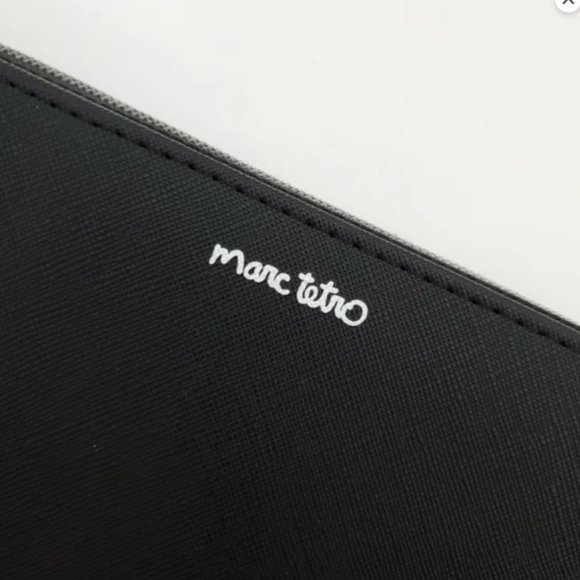 NWT Marc Tetro Large Zip Around Black Wallet With dogs, Dog Lovers Wallet - Picture 3 of 5